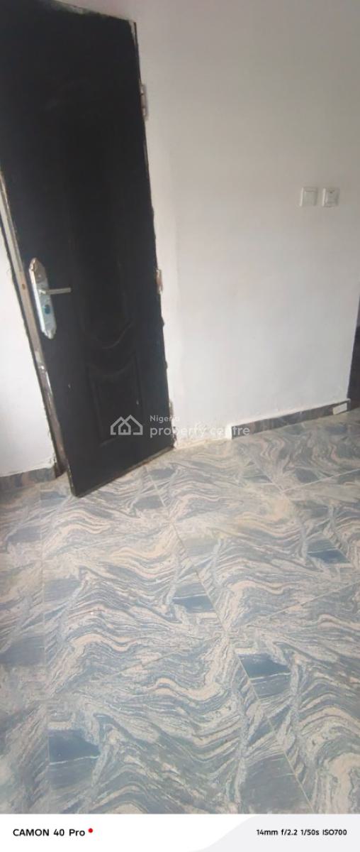 a Room Upstairs Shares Kitchen in Osapa, Off Bamidele Eletu Street, Lekki Phase 1, Lekki, Lagos, Self Contain (single Rooms) for Rent