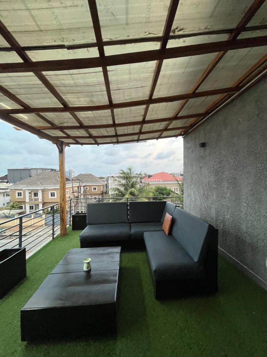 Beautiful and Newly Renovated 2 Bedrooms Penthouse with Snooker,  & P, Lekki Phase 1, Lekki, Lagos, Flat / Apartment Short Let
