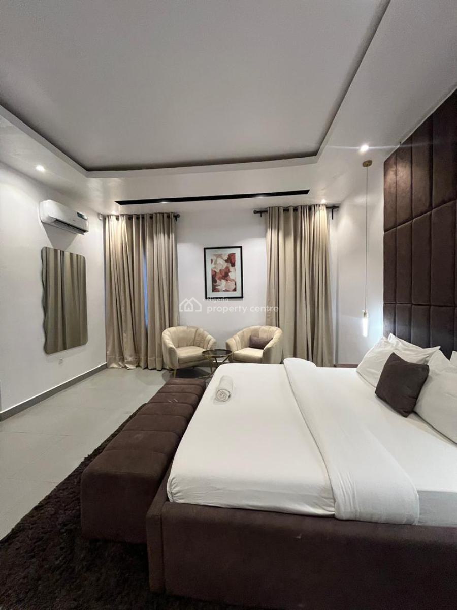 Beautiful and Newly Renovated 2 Bedrooms Penthouse with Snooker,  & P, Lekki Phase 1, Lekki, Lagos, Flat / Apartment Short Let