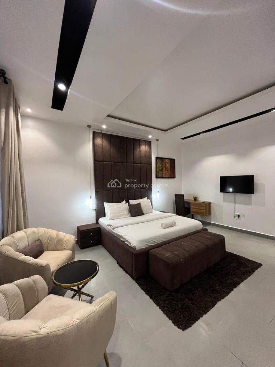 Beautiful and Newly Renovated 2 Bedrooms Penthouse with Snooker,  & P, Lekki Phase 1, Lekki, Lagos, Flat / Apartment Short Let