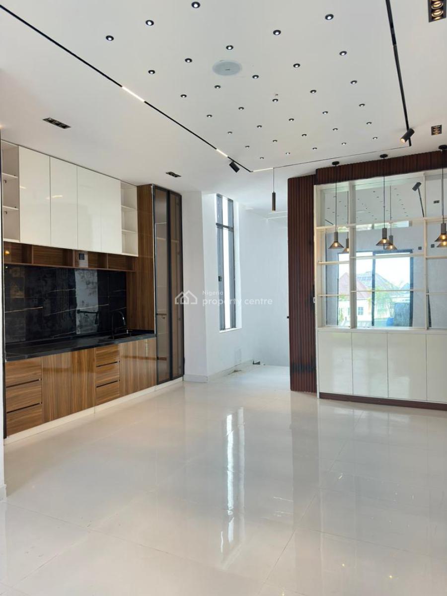 Massive Luxury 6 Bedroom Detached Duplex with a Swimming Pool, Chevron Drive, Lekki, Lagos, Detached Duplex for Sale