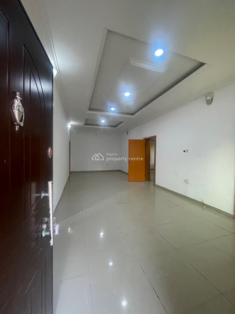 This Beautifully Crafted Wooden 3-bedroom Residence, Ikota Gra, Ikota, Lekki, Lagos, Flat / Apartment for Rent