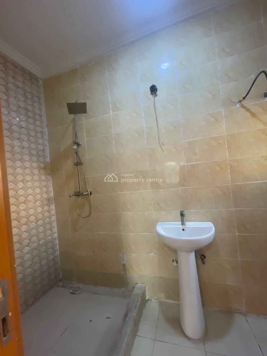 This Beautifully Crafted Wooden 3-bedroom Residence, Ikota Gra, Ikota, Lekki, Lagos, Flat / Apartment for Rent