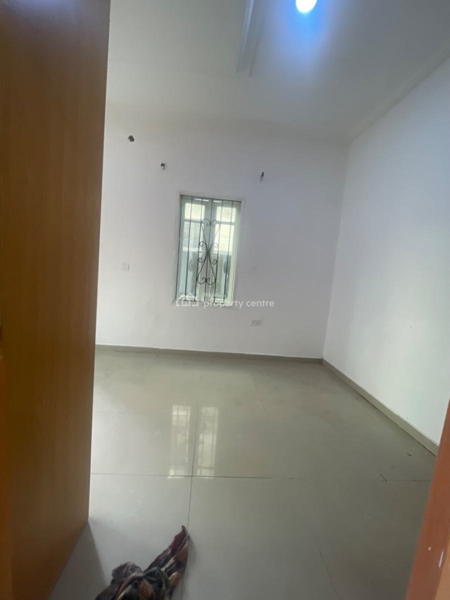 This Beautifully Crafted Wooden 3-bedroom Residence, Ikota Gra, Ikota, Lekki, Lagos, Flat / Apartment for Rent