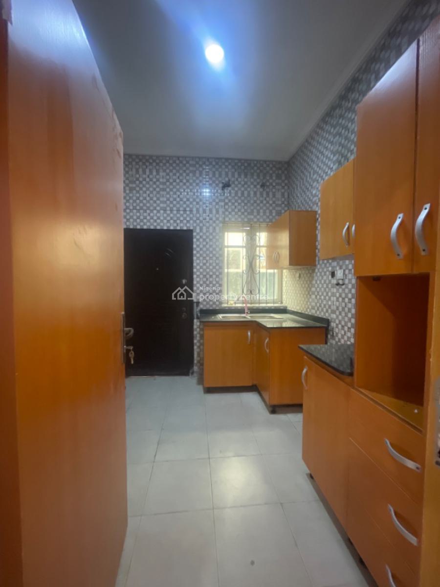 This Beautifully Crafted Wooden 3-bedroom Residence, Ikota Gra, Ikota, Lekki, Lagos, Flat / Apartment for Rent