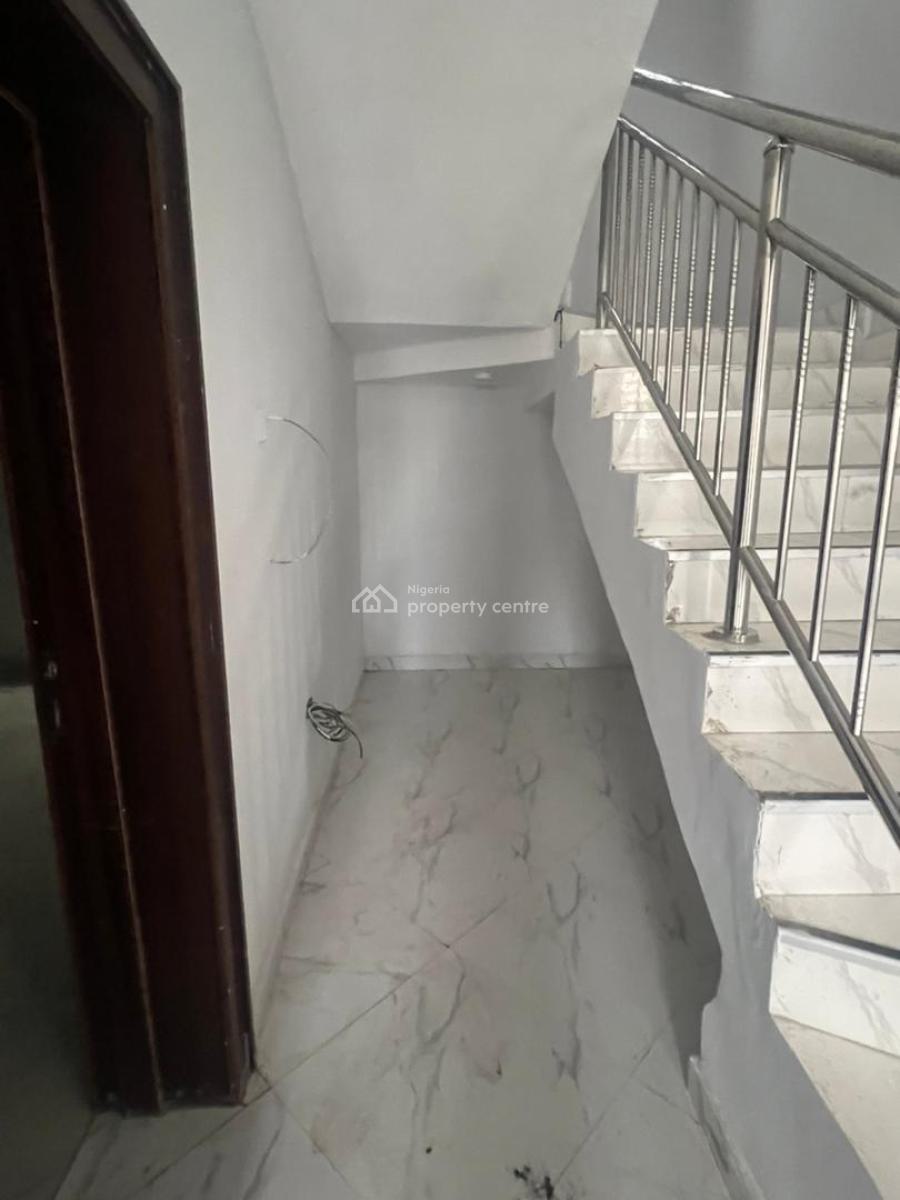 Standard 5 Bedroom Detached Duplex with Bq, Gra Phase 2, Magodo, Lagos, Detached Duplex for Sale