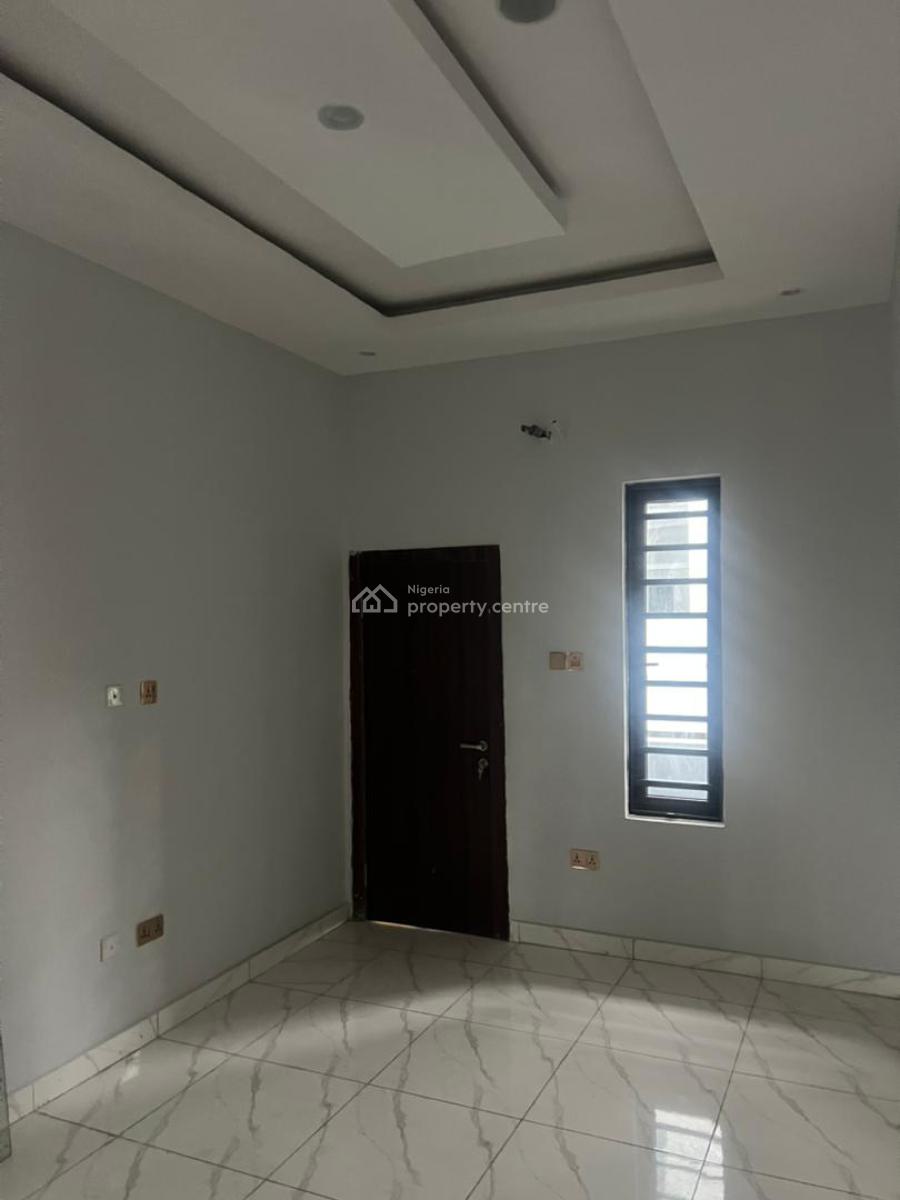 Standard 5 Bedroom Detached Duplex with Bq, Gra Phase 2, Magodo, Lagos, Detached Duplex for Sale