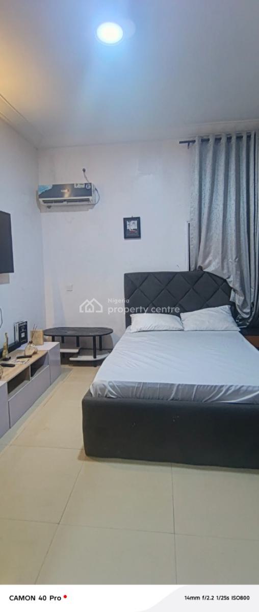 Monthly Pay Furnished Apartment in Osapa, By Circle Mall, Jakande Lekki, Lekki Phase 1, Lekki, Lagos, Self Contain (single Rooms) for Rent