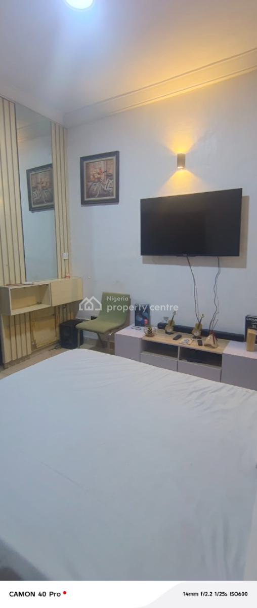 Monthly Pay Furnished Apartment in Osapa, By Circle Mall, Jakande Lekki, Lekki Phase 1, Lekki, Lagos, Self Contain (single Rooms) for Rent