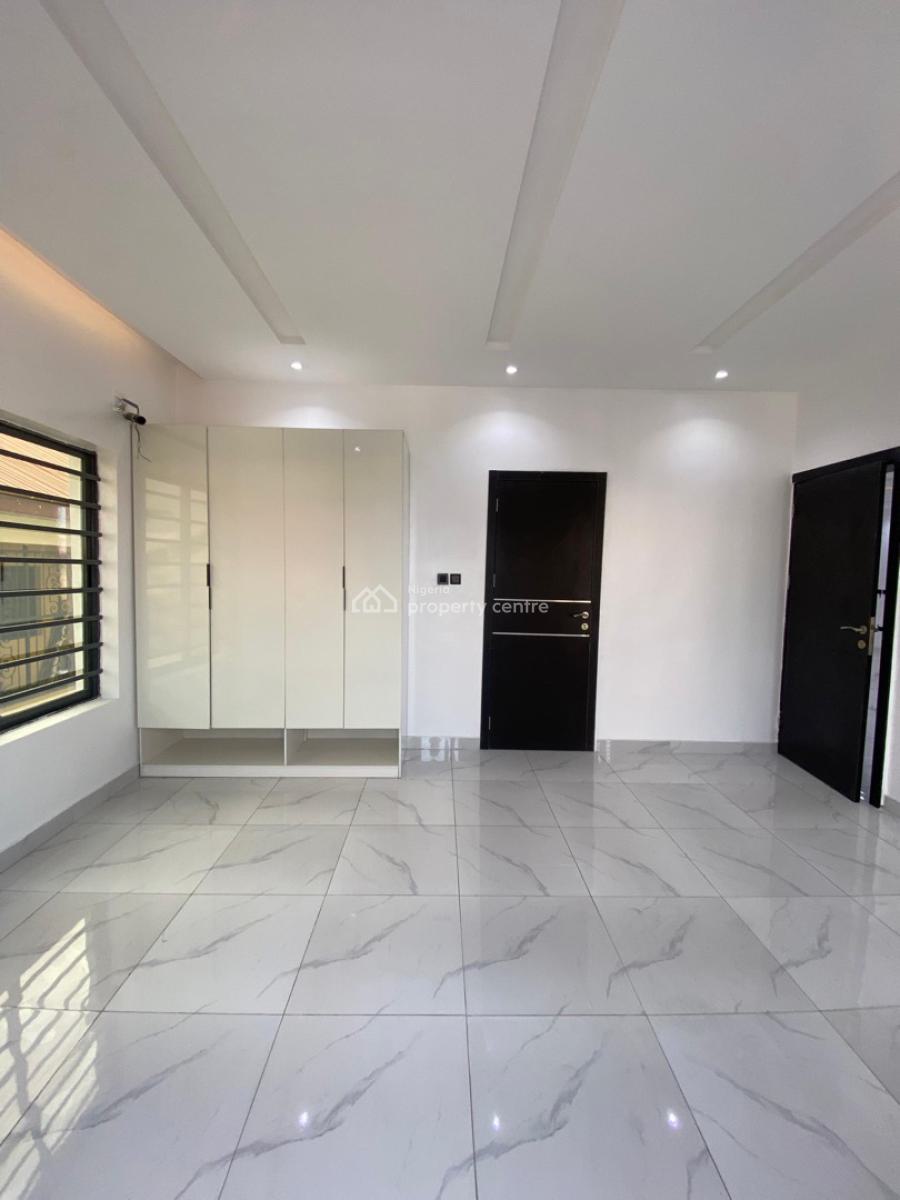 3 Bedroom Flat, Lekki Phase 1, Lekki, Lagos, Flat / Apartment for Sale