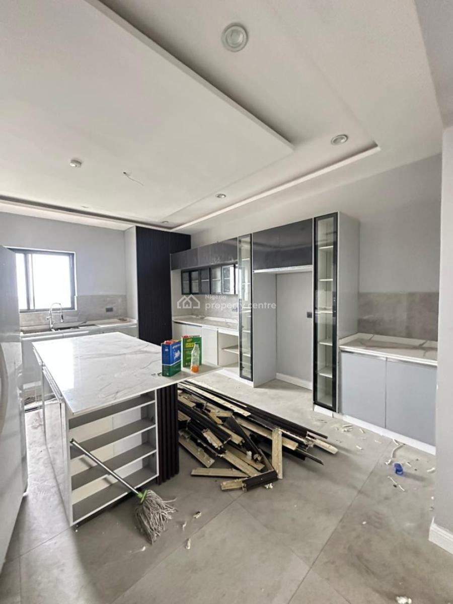 Luxury 4 Bedroom Penthouse with Swimming Pool, Gym, Cinema, Study, Lekki Phase 1, Lekki, Lagos, Flat / Apartment for Sale