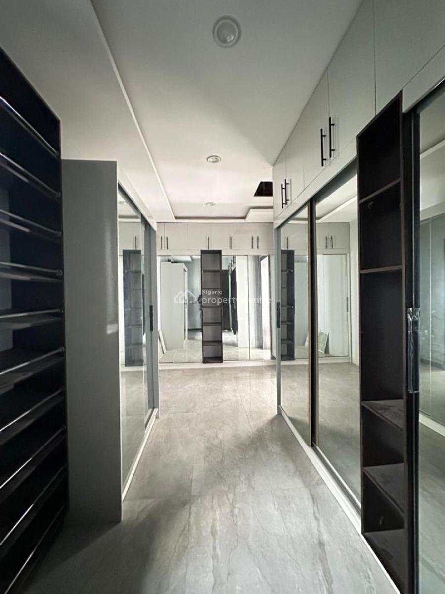 Luxury 4 Bedroom Penthouse with Swimming Pool, Gym, Cinema, Study, Lekki Phase 1, Lekki, Lagos, Flat / Apartment for Sale