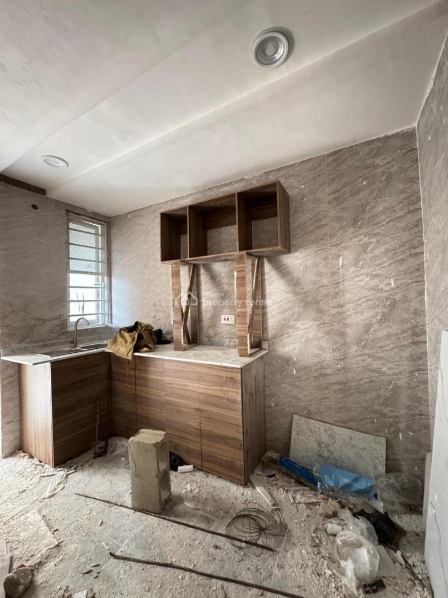 Newly Built 2 Bedroom Apartment, Yaba, Lagos, Flat / Apartment for Sale