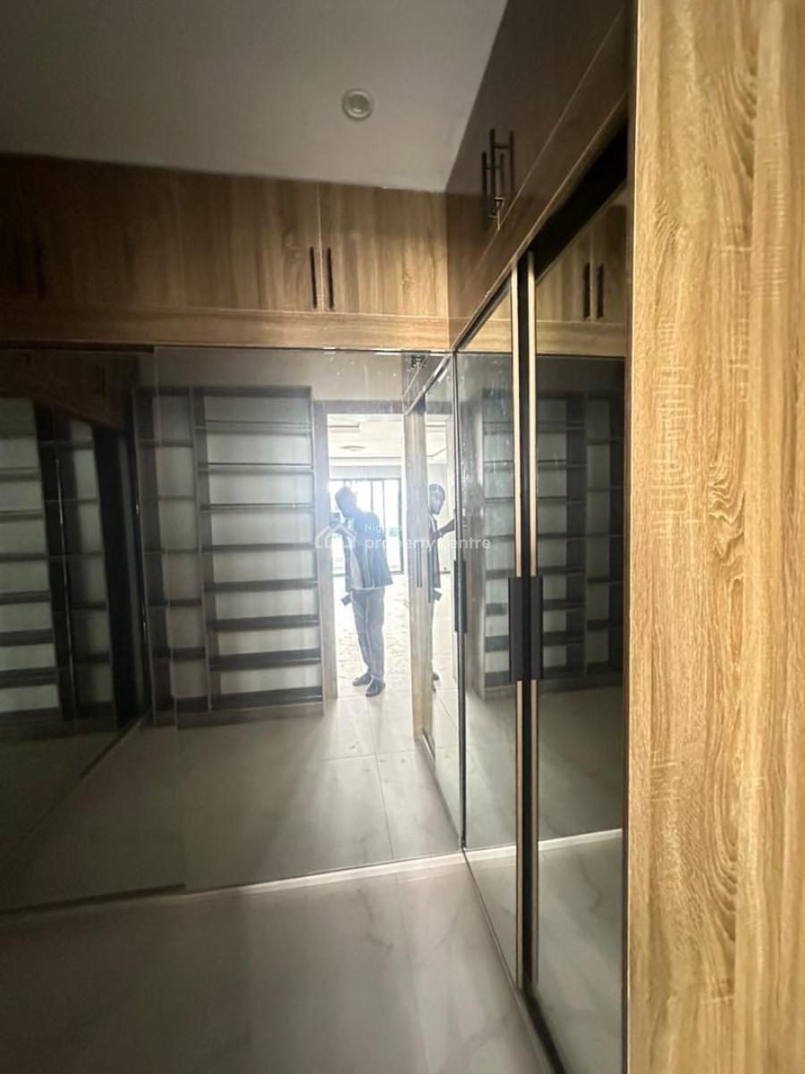 Newly Built Luxury 4 Bedroom Maissonette with Swimming Pool and Staff, Lekki Phase 1, Lekki, Lagos, Flat / Apartment for Sale