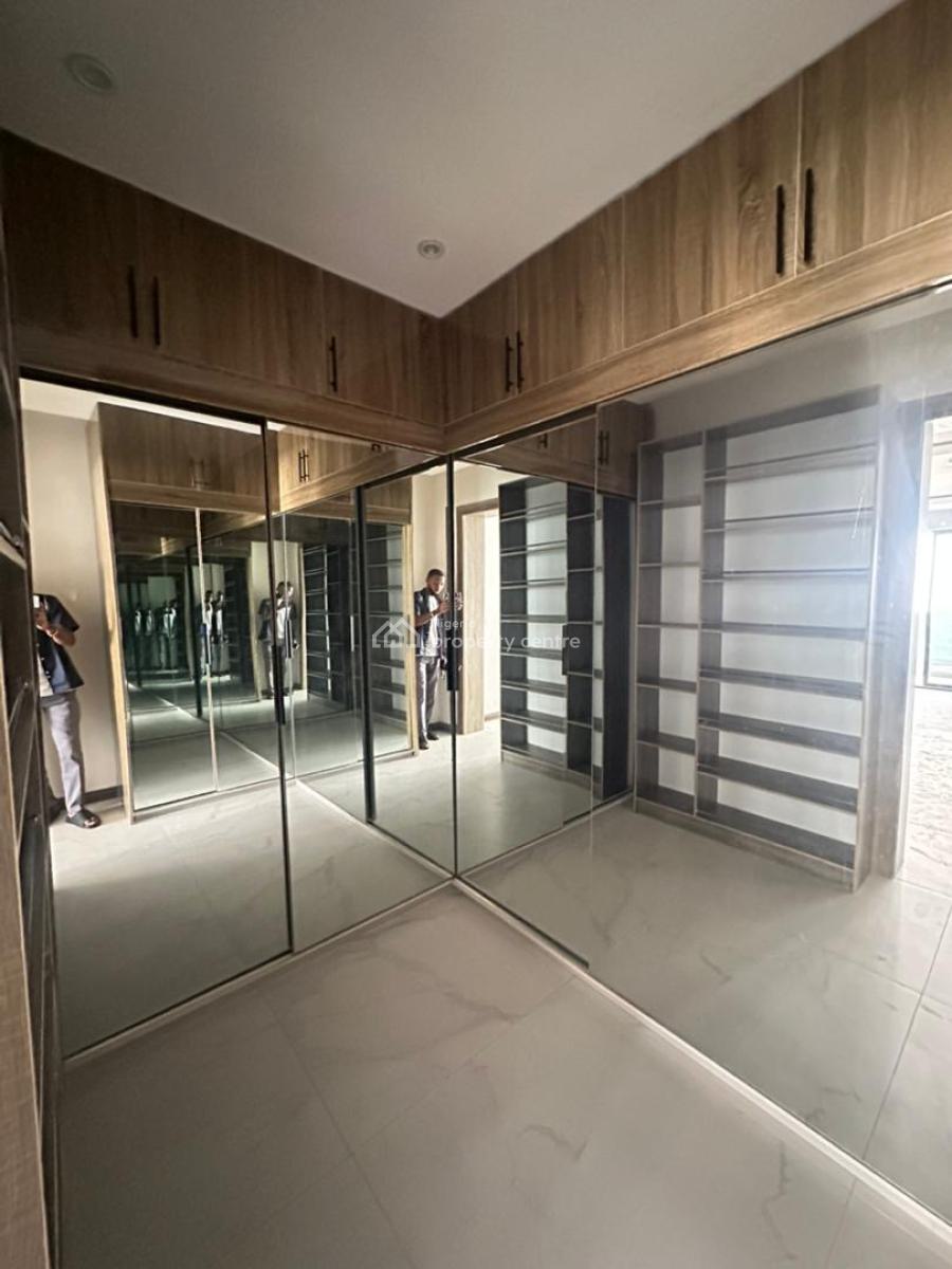 Newly Built Luxury 4 Bedroom Maissonette with Swimming Pool and Staff, Lekki Phase 1, Lekki, Lagos, Flat / Apartment for Sale