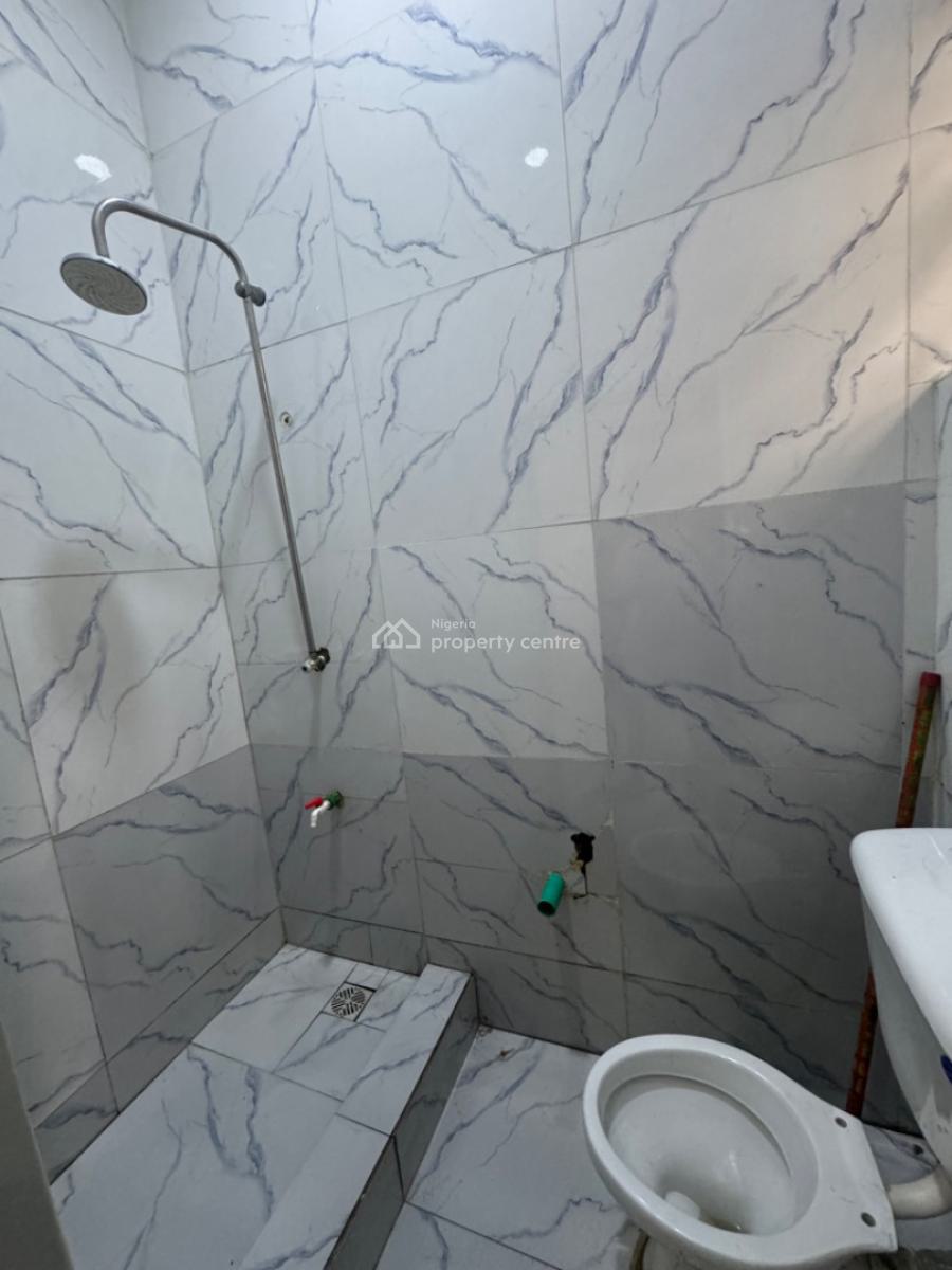 Self Contained (bq), Van Daniel Estate, Orchid Road, Lekki, Lagos, Self Contain (single Rooms) for Rent