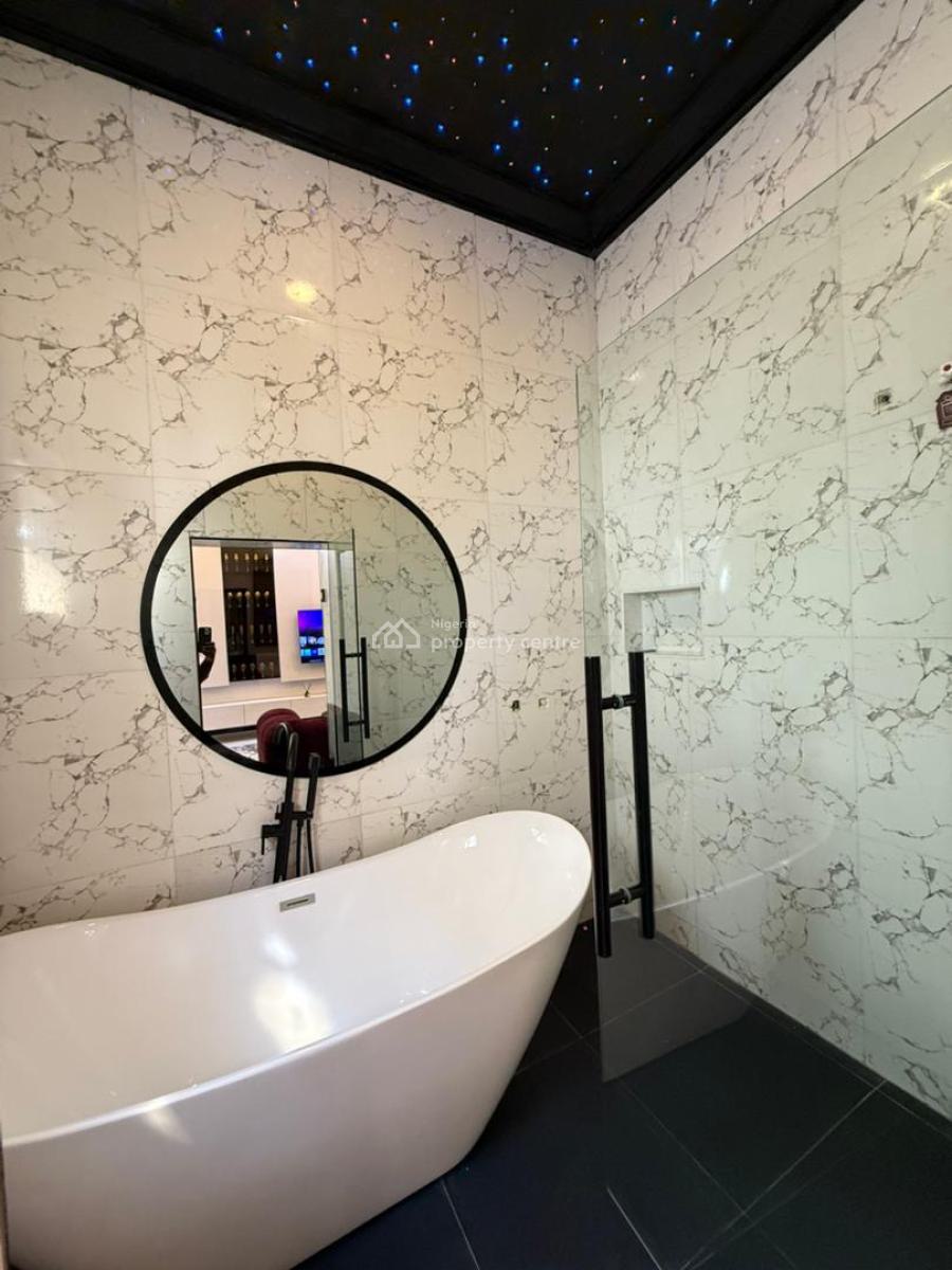 Luxuriously Furnished One Bedroom Apartment with Bathtub, Chevron, Lekki, Lagos, Flat / Apartment Short Let