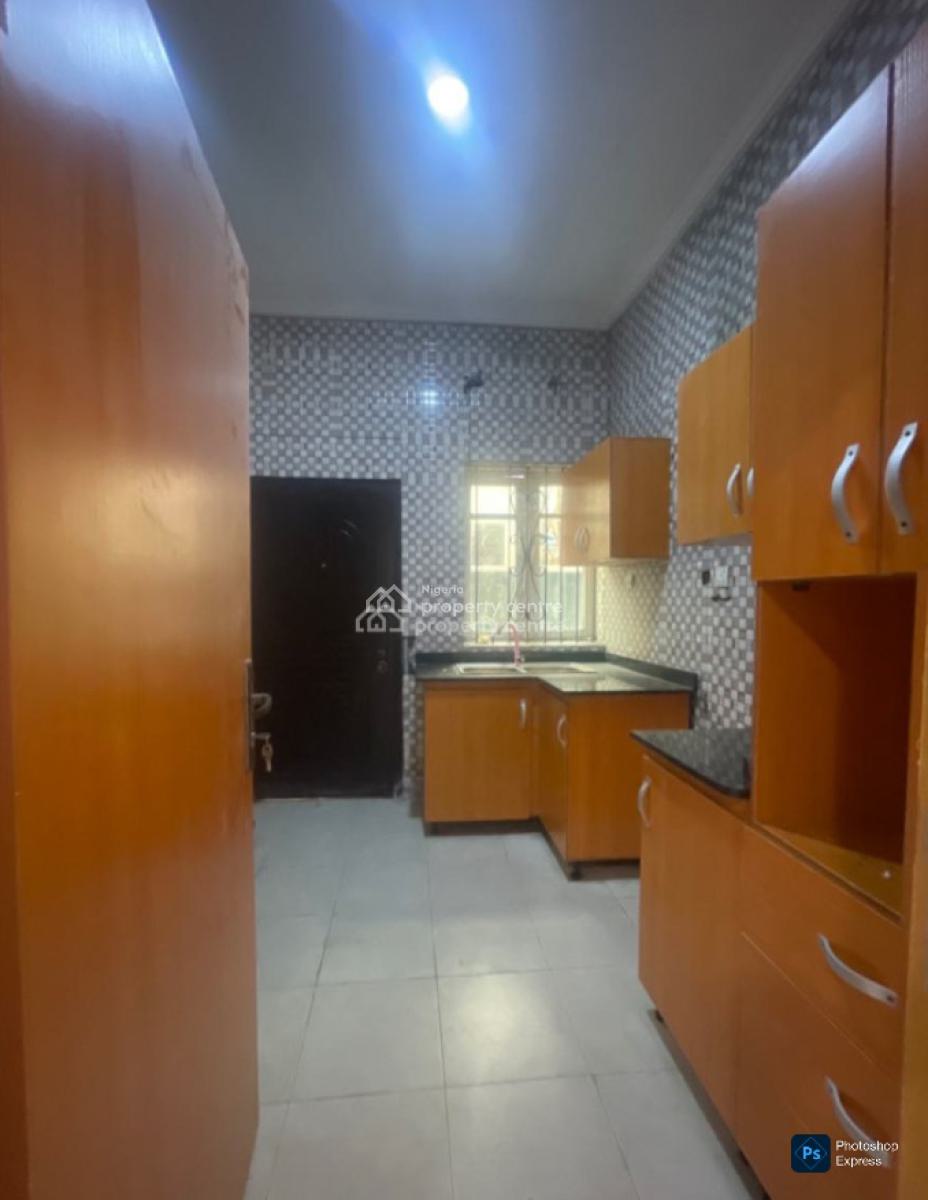 3 Bedrooms Cool Apartment in a Call to Access Estate, Ikota, Lekki, Lagos, Flat / Apartment for Rent
