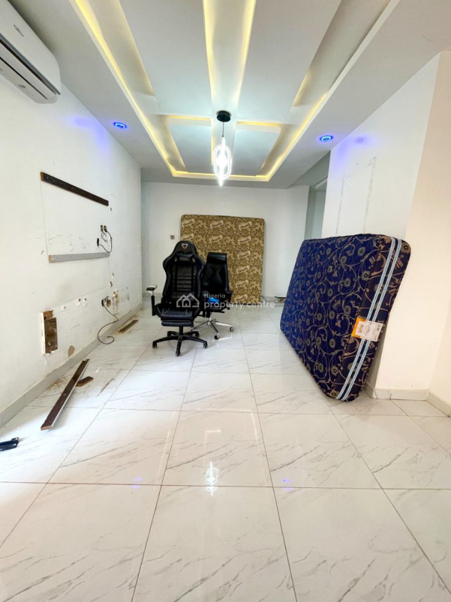 Lovely 2 Bedroom Flat in an Estate, Paradise, Katampe (main), Katampe, Abuja, Flat / Apartment for Rent