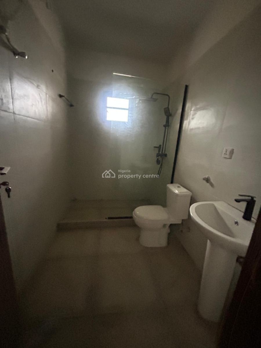 4 Bedroom Terrace with Bq  Pool and Gym, Lekki Phase 1, Lekki, Lagos, Terraced Duplex for Rent