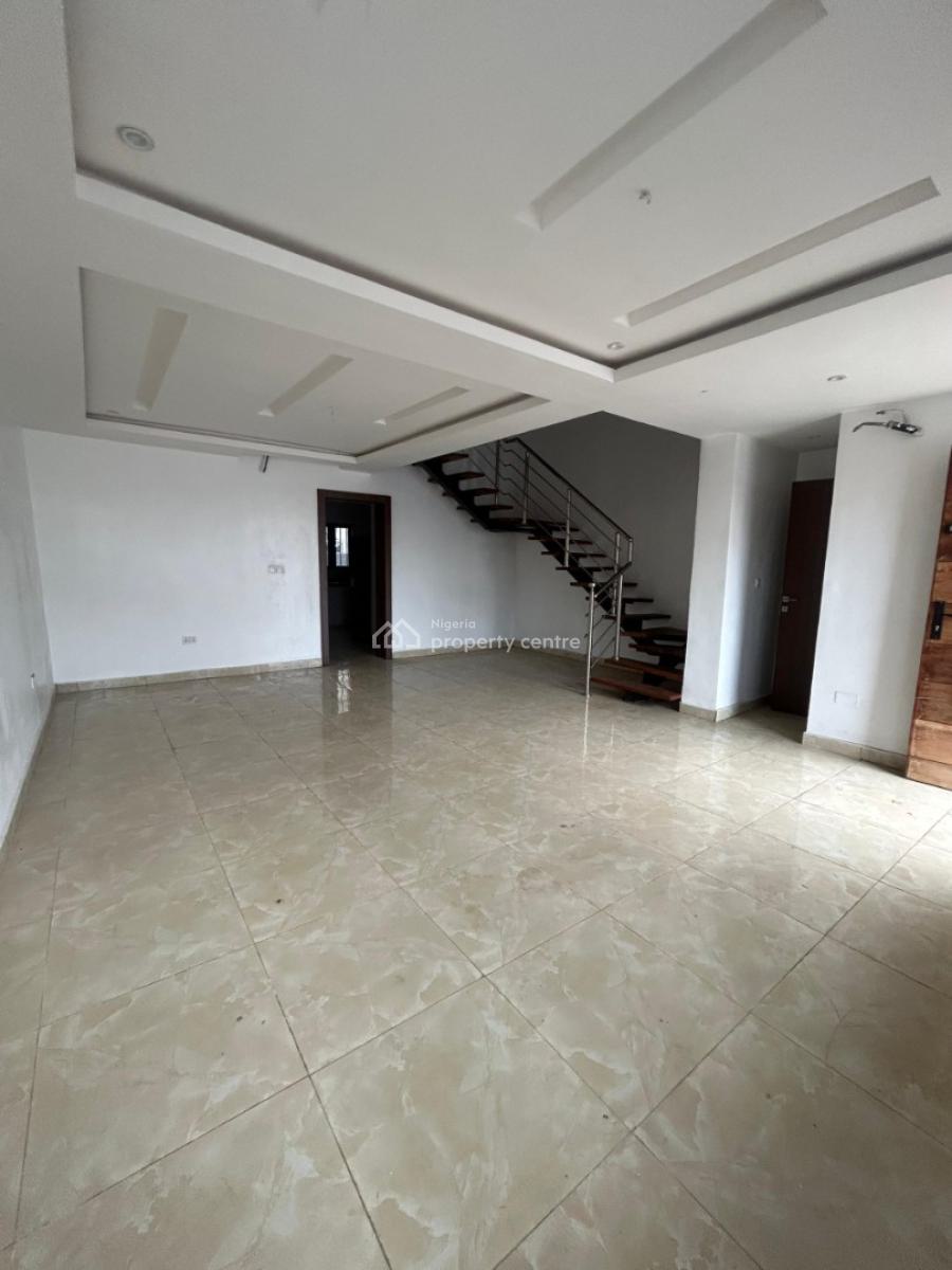 4 Bedroom Terrace with Bq  Pool and Gym, Lekki Phase 1, Lekki, Lagos, Terraced Duplex for Rent