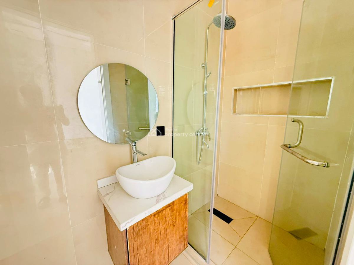 Brand New Exquisite 2 Bedroom Apartment with Pool , Gym & Elevator, Lekki Phase 1, Lekki, Lagos, Flat / Apartment for Sale