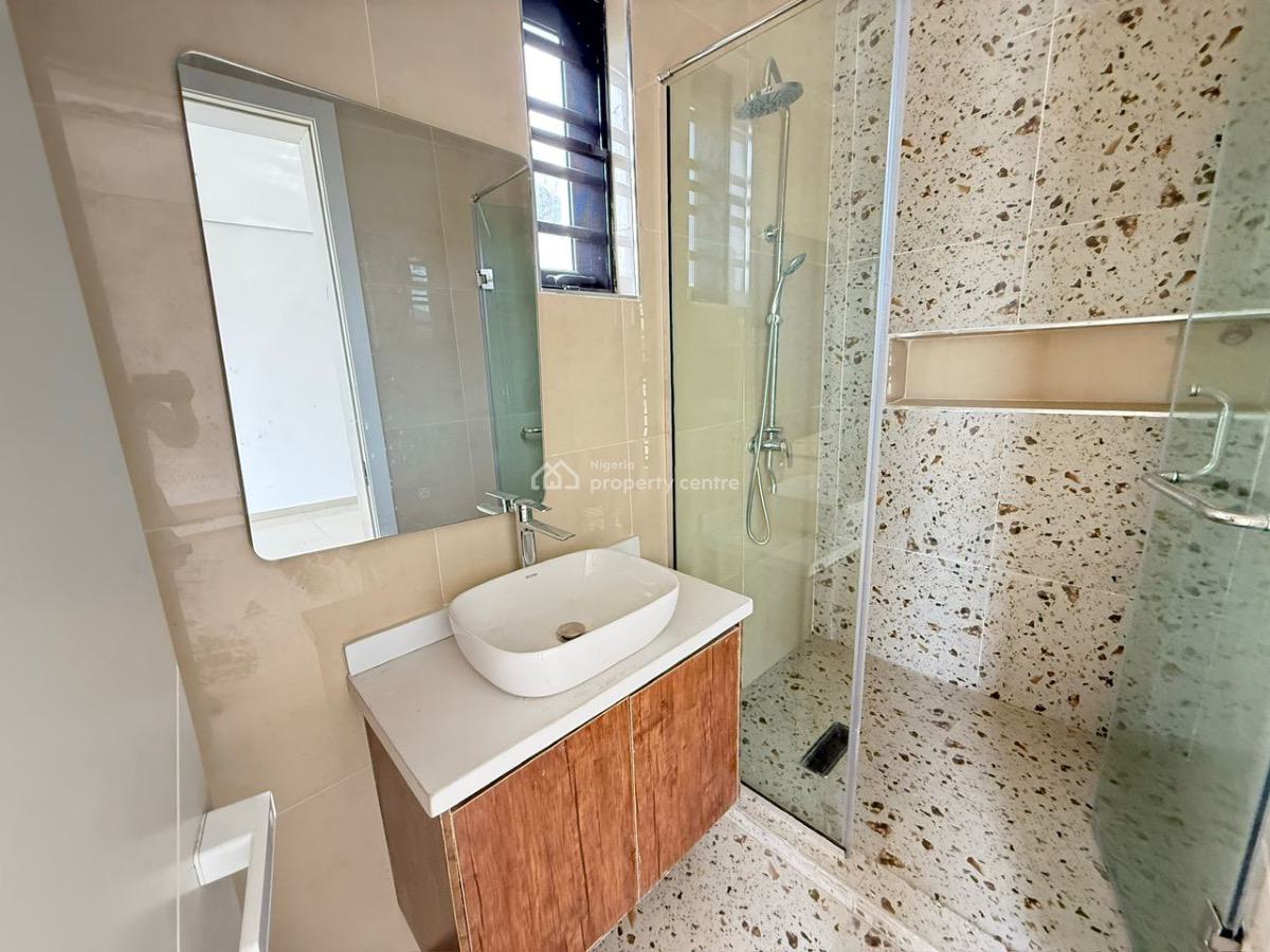 Brand New Exquisite 2 Bedroom Apartment with Pool , Gym & Elevator, Lekki Phase 1, Lekki, Lagos, Flat / Apartment for Sale