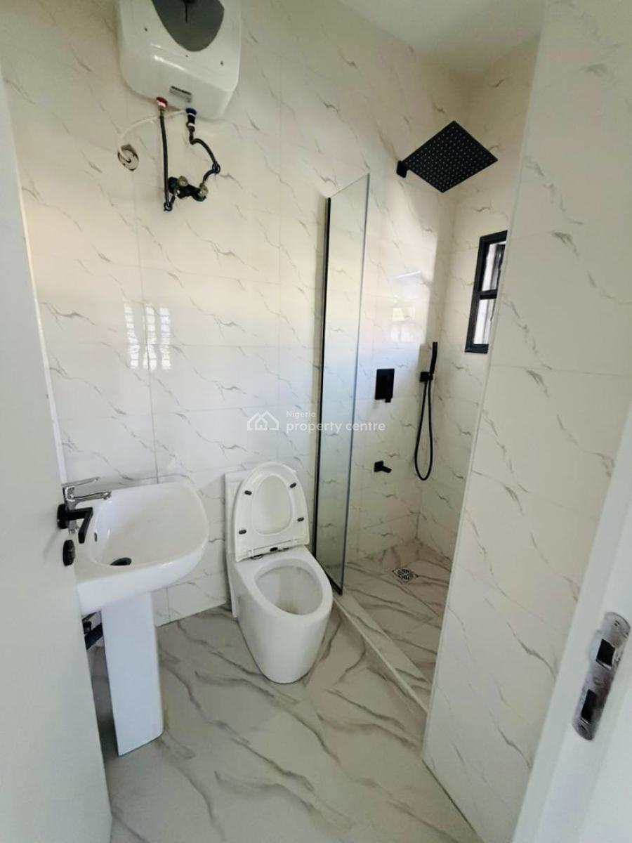 Brand New Luxury & Spacious 3 Bedroom Apartment with  Pool, Lekki Phase 1, Lekki, Lagos, Flat / Apartment for Sale