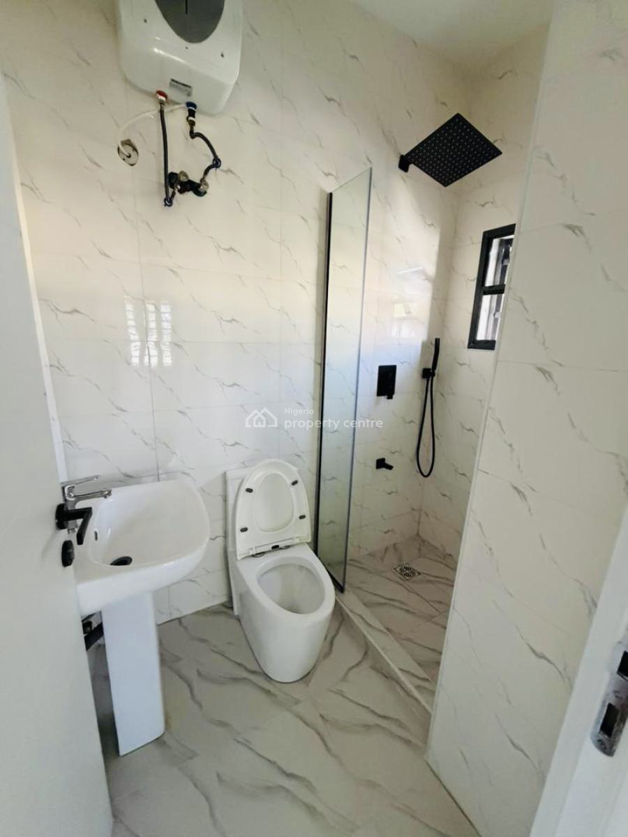 Brand New Luxury & Spacious 3 Bedroom Apartment with  Pool, Lekki Phase 1, Lekki, Lagos, Flat / Apartment for Sale