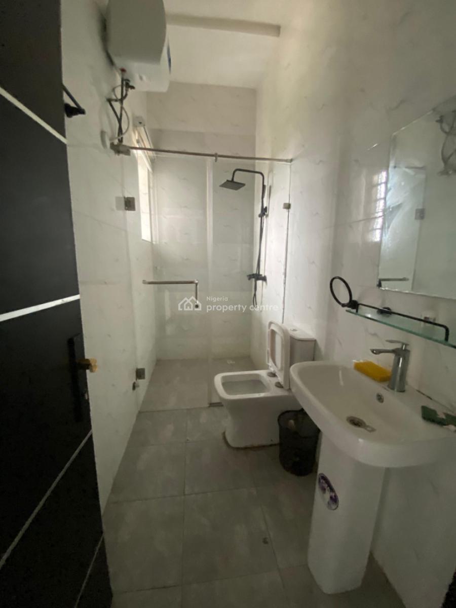 3 Bedroom Apartment, 3rd Floor, Oral Estate, Ikota, Lekki, Lagos, Flat / Apartment for Rent