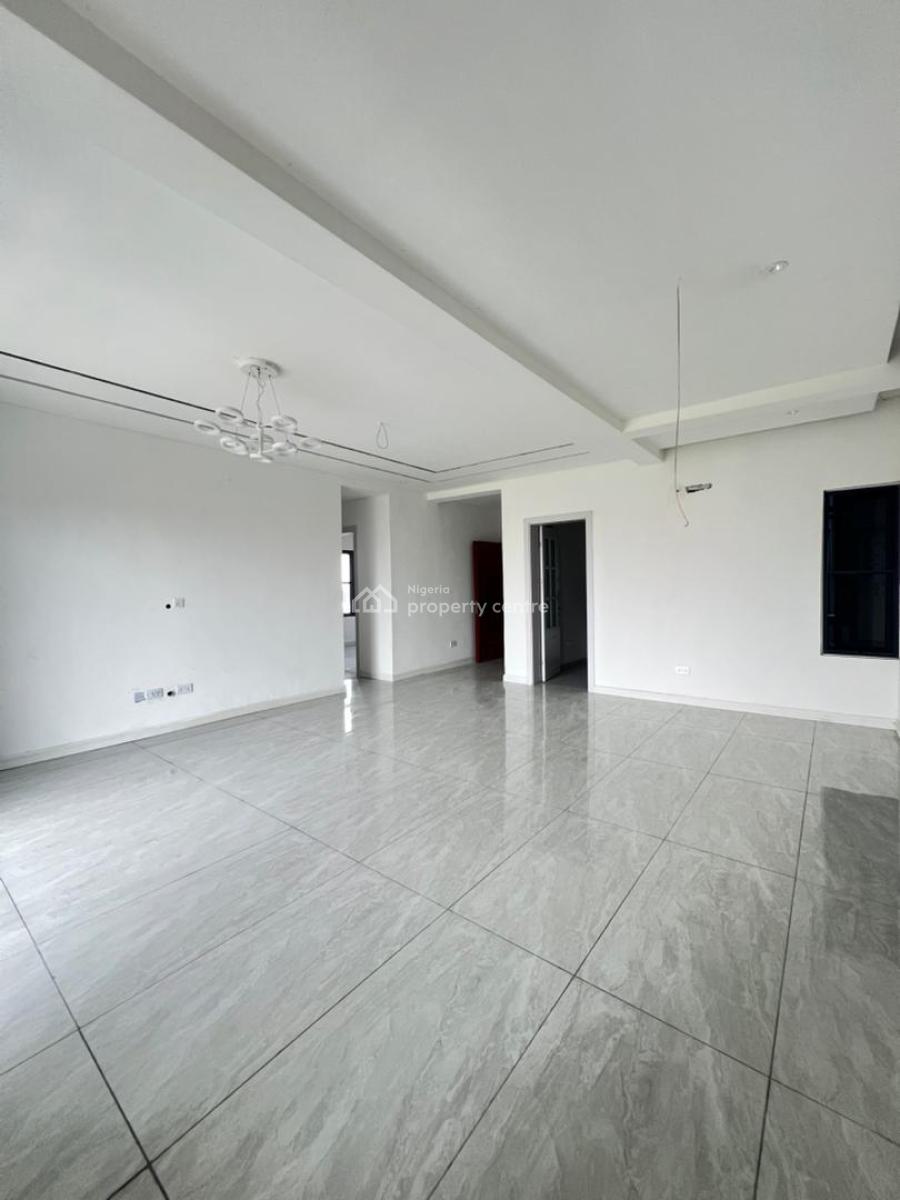 Stunn 2 Bedroom Apartment with an Elevator and Pool, Ikate, Lekki, Lagos, Flat / Apartment for Sale