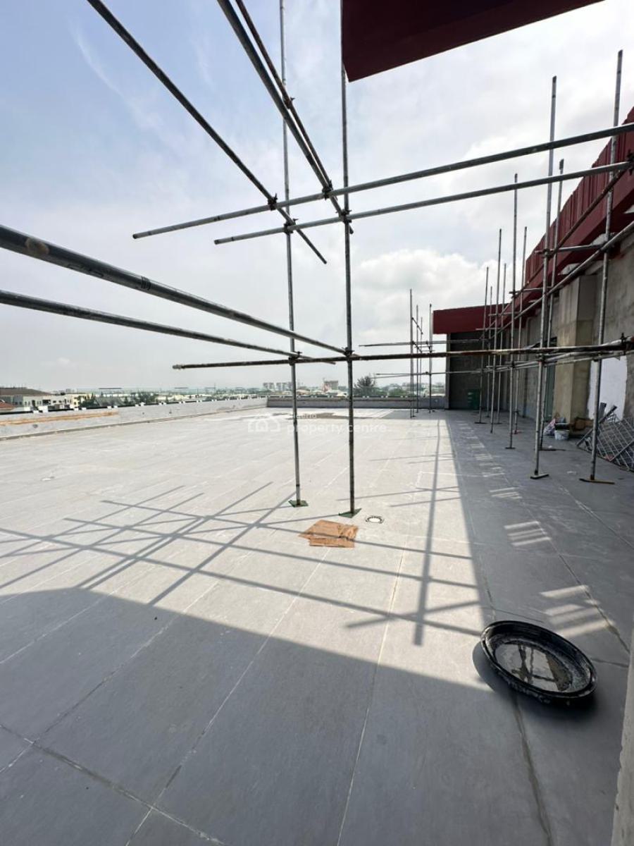 Aesthetically Pleasing 3 Bedroom Apartment with Rooftop Swimming Pool,, Lekki Phase 1, Lekki, Lagos, Flat / Apartment for Sale