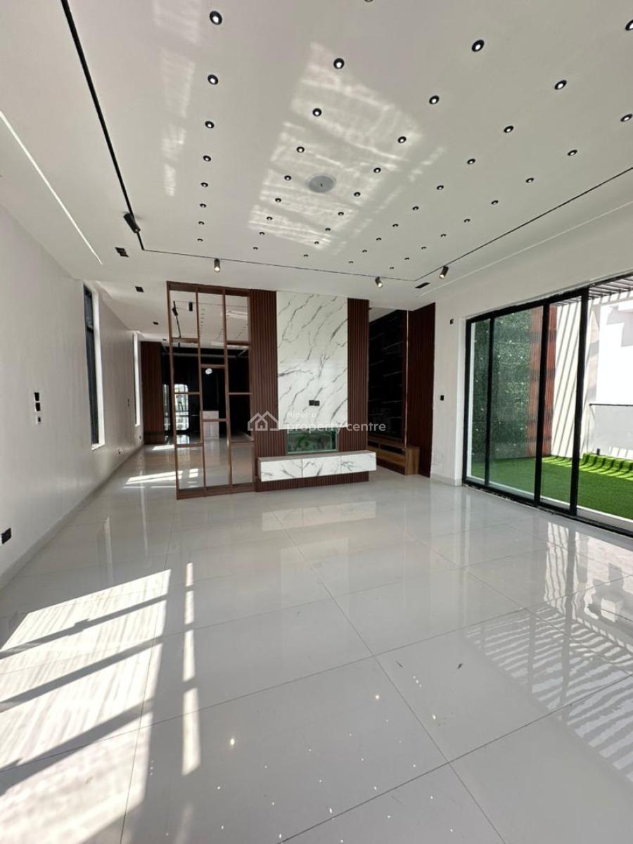 Elegant Luxury 6 Bedroom Detached Duplex with a Pool, Private Lounge, Chevron Road, Lekki, Lagos, Detached Duplex for Sale