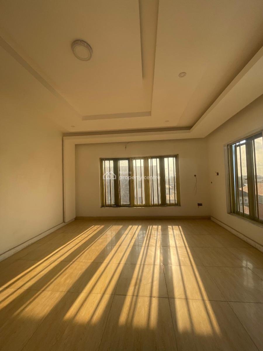 Spacious 3 Bedroom Apartment with  Pool, Elevator and Gym., Ikate Elegushi, Lekki, Lagos, Flat / Apartment for Sale