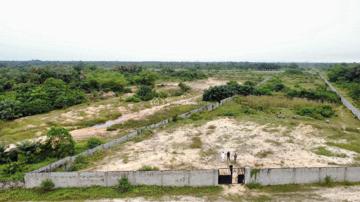 24 Plots of Dry Land Directly Facing The Expressway, Lekki Epe Expressway, Ibeju Lekki, Lagos, Mixed-use Land for Sale