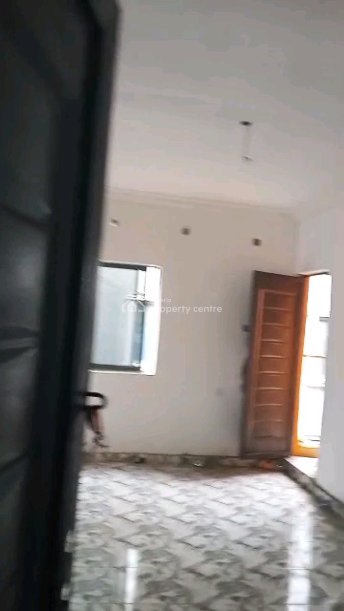 Executive Standard Very Spacious Clean and Decent Room Self Contain, Off Market Street, Shomolu, Lagos, Self Contain (single Rooms) for Rent