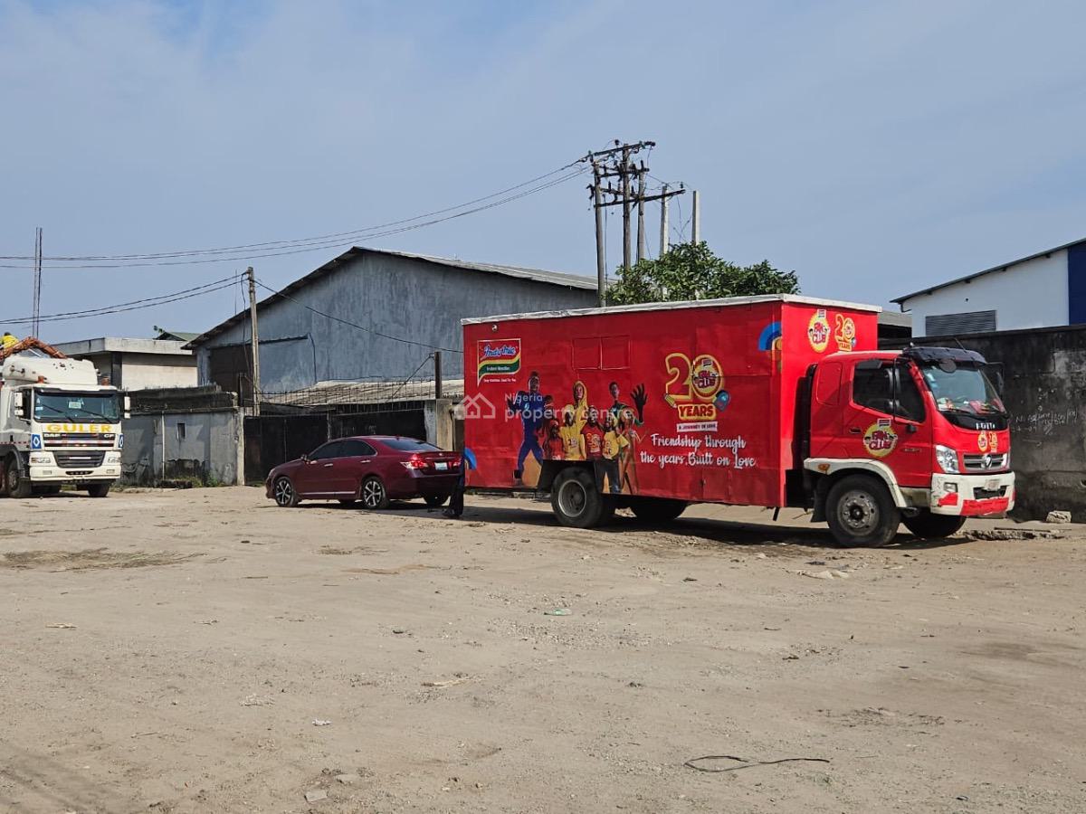 3,673s Warehouse Space on 8,680sqm Land, Iganmu, Lagos, Warehouse for Sale