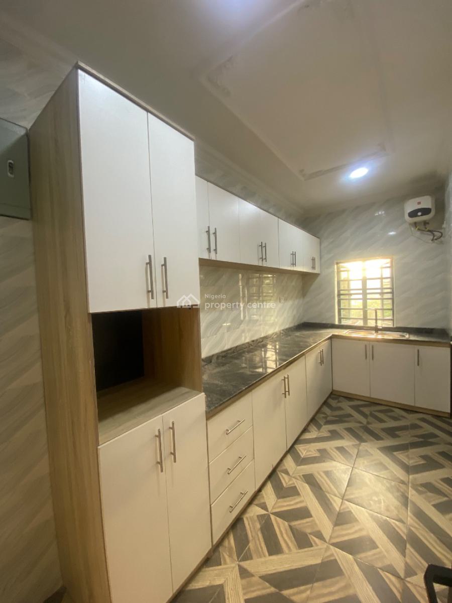 Magnificent One Bedroom Apartment Upstairs, All Saints Estate Before Novare Mall, Ajah, Lagos, Flat / Apartment for Rent