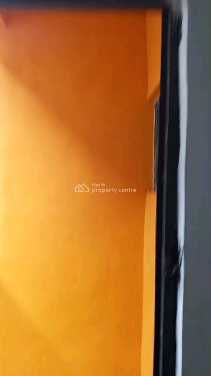 Shomolu  Executive Standard Very Spacious Clean and Decent Room Self Contain, Off Market Street, Shomolu, Lagos, Self Contain (single Rooms) for Rent