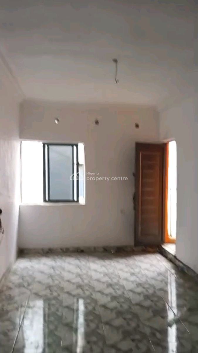 Shomolu  Executive Standard Very Spacious Clean and Decent Room Self Contain, Off Market Street, Shomolu, Lagos, Self Contain (single Rooms) for Rent