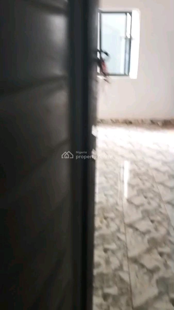 Shomolu  Executive Standard Very Spacious Clean and Decent Room Self Contain, Off Market Street, Shomolu, Lagos, Self Contain (single Rooms) for Rent