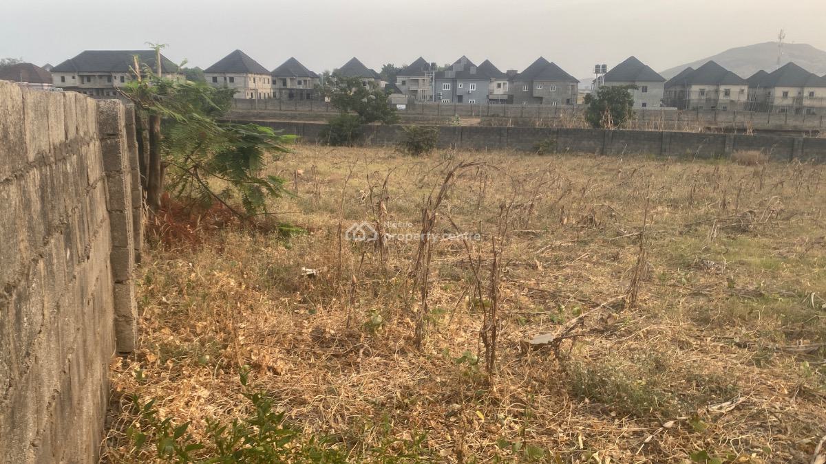 Distress 3600sqm Residential Plot, Before Aco Estate, Sabon Lugbe, Lugbe District, Abuja, Residential Land for Sale