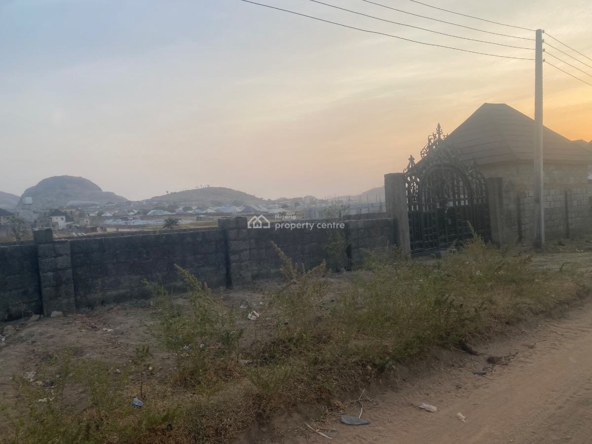 Distress 3600sqm Residential Plot, Before Aco Estate, Sabon Lugbe, Lugbe District, Abuja, Residential Land for Sale