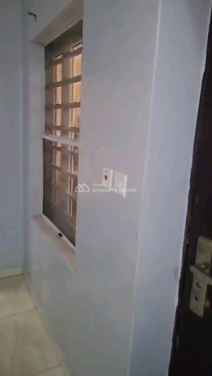 Executive and Standard 2 Bedroom Flat All Room Ensuite, Dipo Abe Street, Ojodu Berger, Ojodu, Lagos, Flat / Apartment for Rent