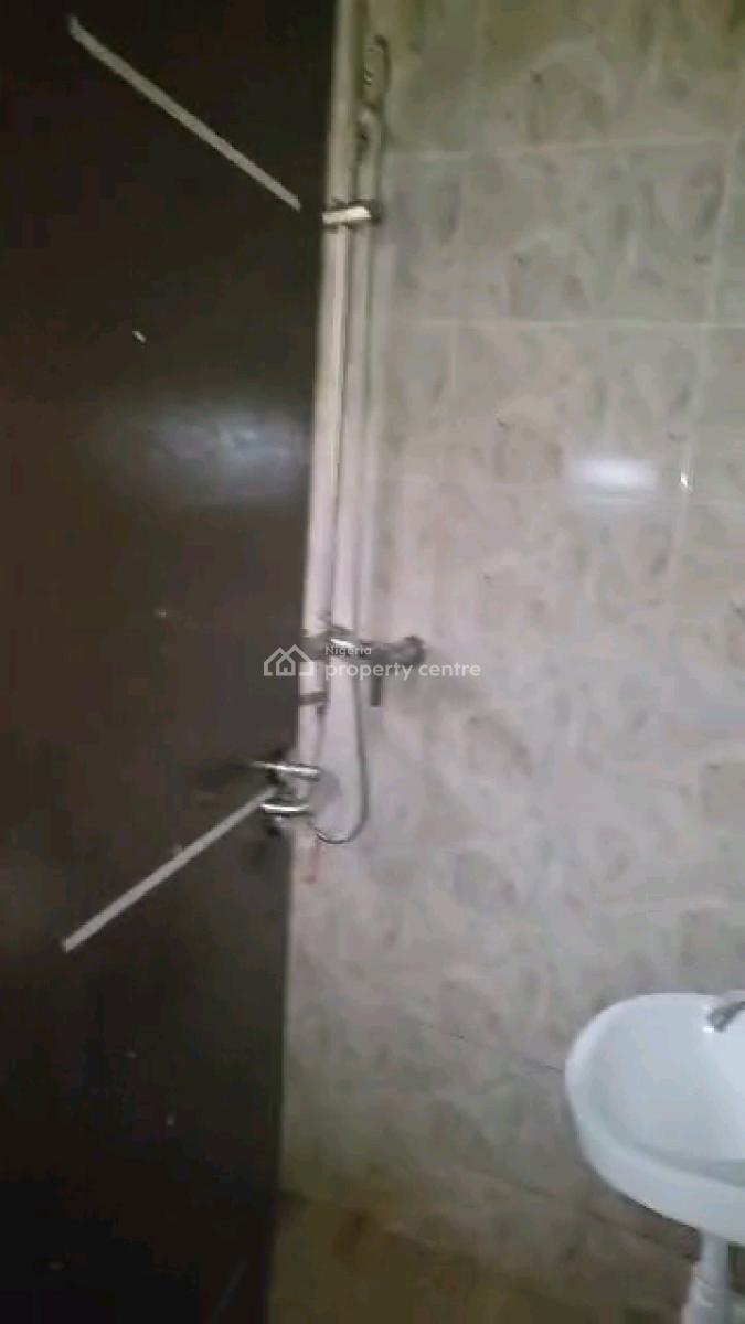 Executive and Standard 2 Bedroom Flat All Room Ensuite, Dipo Abe Street, Ojodu Berger, Ojodu, Lagos, Flat / Apartment for Rent