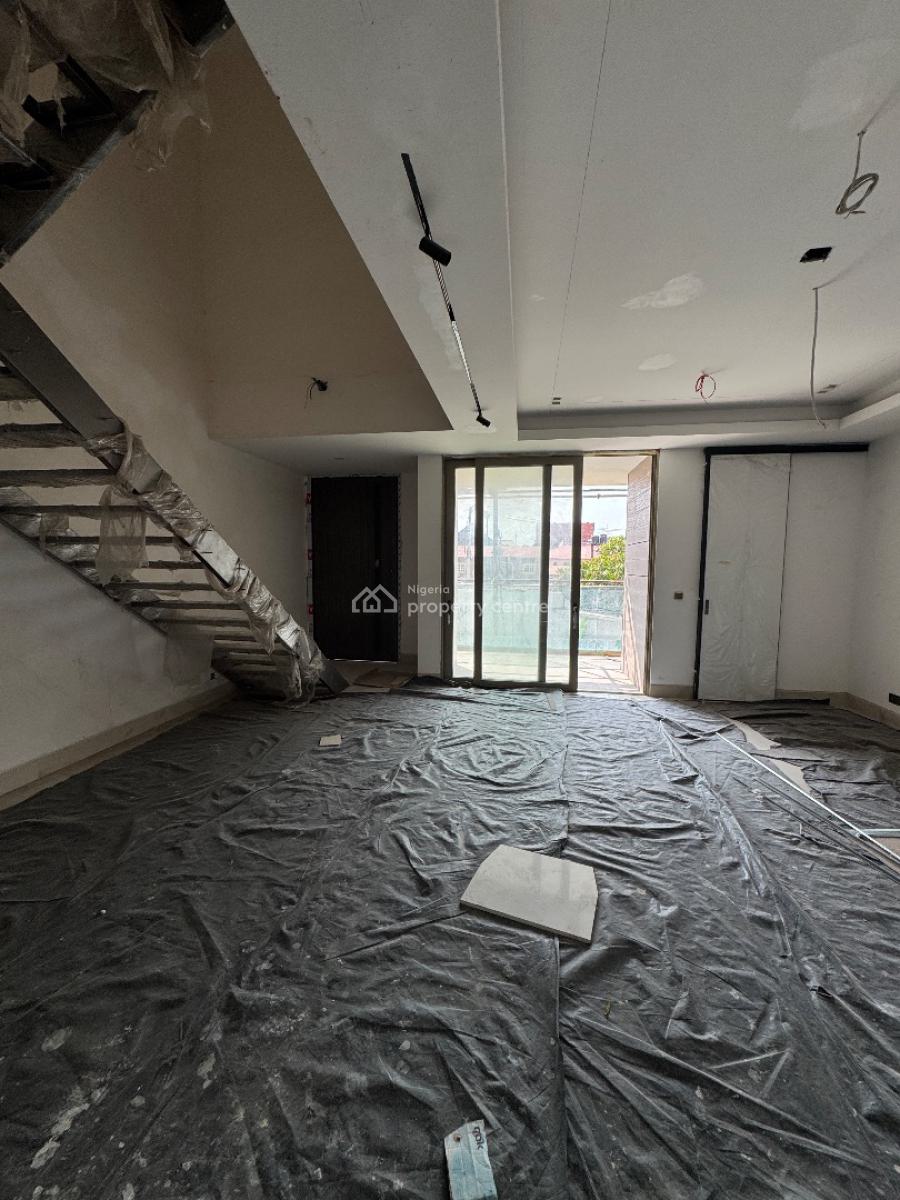 Luxury 4 Bedroom Maisonette  with Swimming Pool and Bq, Right, Lekki Phase 1, Lekki, Lagos, Flat / Apartment for Sale