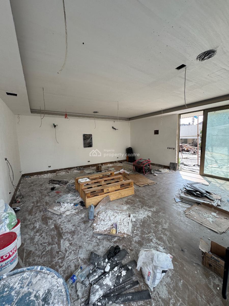 Luxury 4 Bedroom Maisonette  with Swimming Pool and Bq, Right, Lekki Phase 1, Lekki, Lagos, Flat / Apartment for Sale