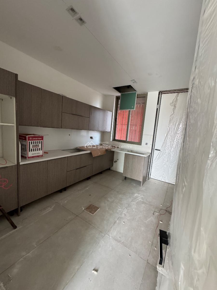 Luxury 4 Bedroom Maisonette  with Swimming Pool and Bq, Right, Lekki Phase 1, Lekki, Lagos, Flat / Apartment for Sale