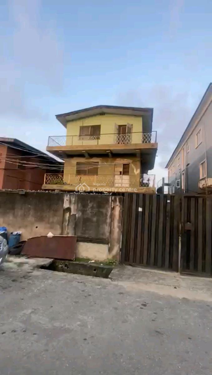 Demolishable Building (6 Units 2 Bedroom Flat) on Dry Land, Alh Jimoh Oladehinde, Ifako, Gbagada, Lagos, Block of Flats for Sale