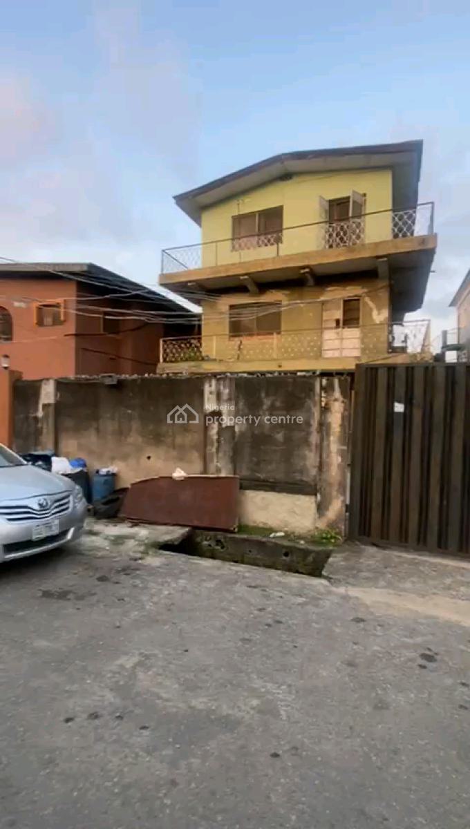 Demolishable Building (6 Units 2 Bedroom Flat) on Dry Land, Alh Jimoh Oladehinde, Ifako, Gbagada, Lagos, Block of Flats for Sale